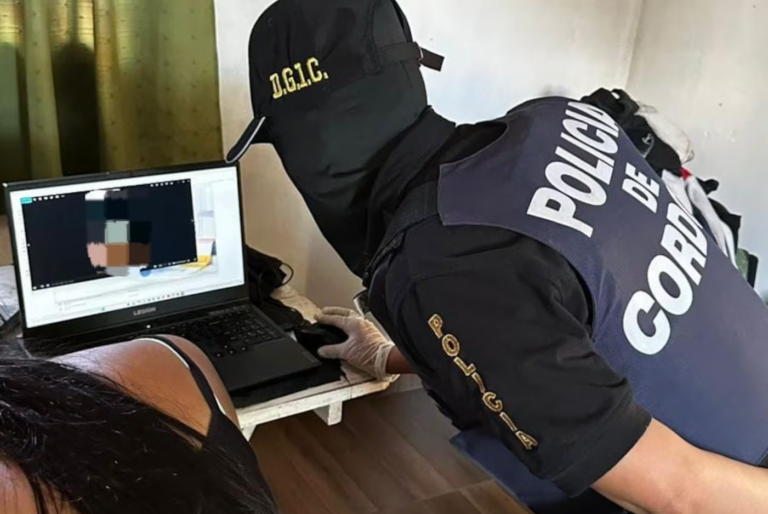 descubren-que-un-preso-lideraba-una-red-de-extorsion-y-abusos-contra-jovenes-en-cordoba-como-operaba-RBXOU7T4PFFCBCDT2LWP43VEIA-avif-1440×971--04-10-2026_09_44_AM