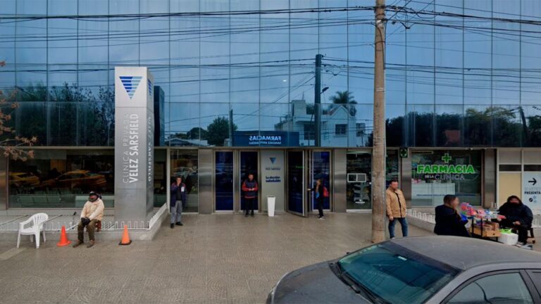 clinica-velez-sarfield-cordoba-12082025-2078527
