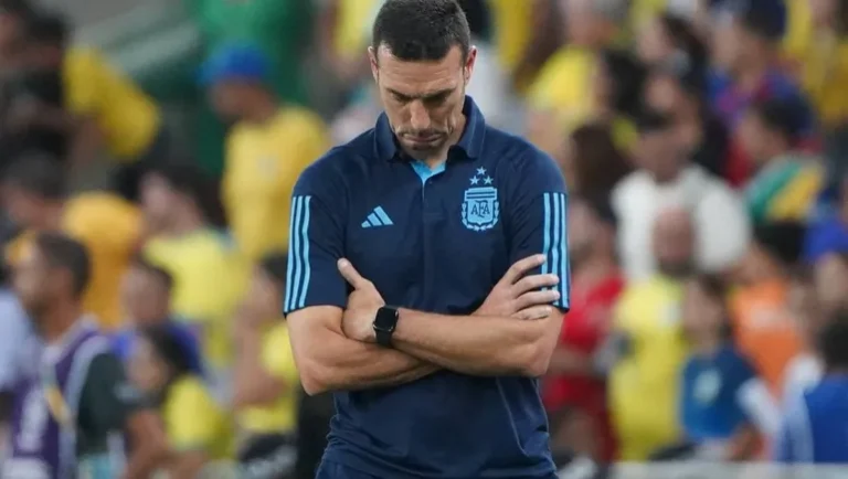 scaloni-preocupado-portada