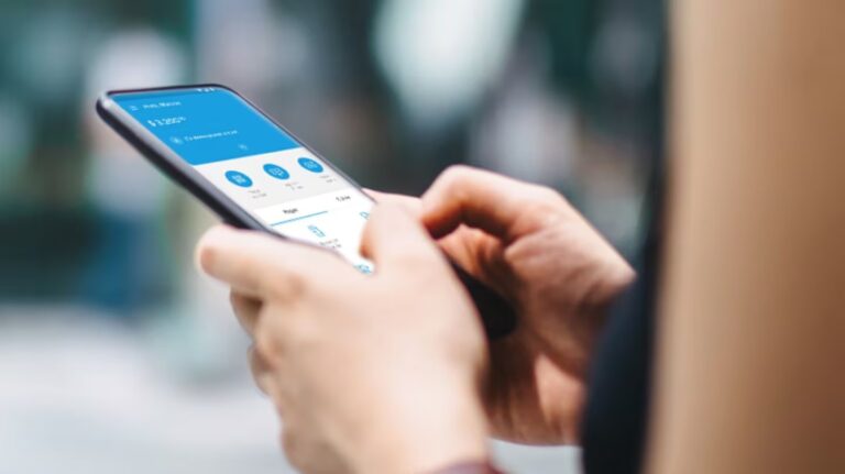 asi-es-la-nueva-estafa-virtual-en-la-que-te-transfieren-dinero-por-error-y-te-piden-que-se-lo-devuelvas-foto-adobe-stock-TWMVFOIBYJCB7KEVNWACVLVLAE