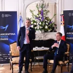 caputo-y-santilli-en-la-embajada-argentina-en-6NP22JXKLNBZLJMLFTTIZOTS2Q-1200x720